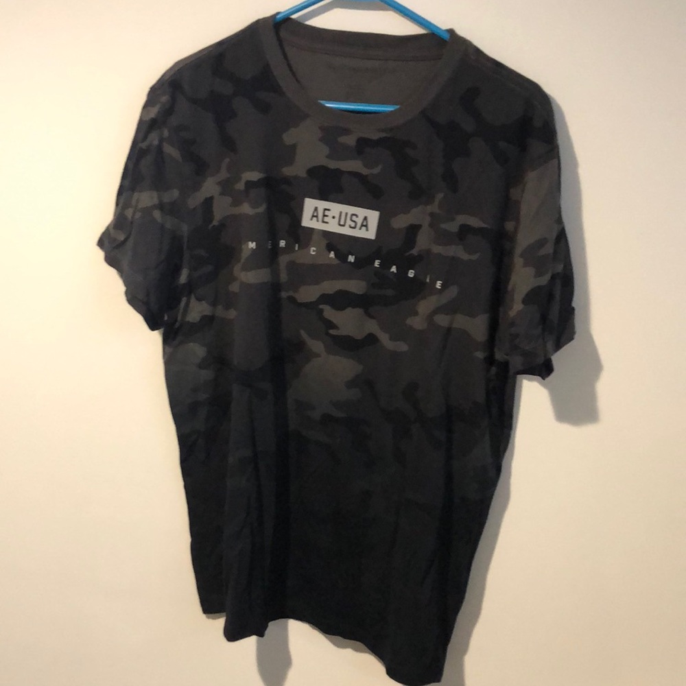 A Large American Eagle Camo Shirt